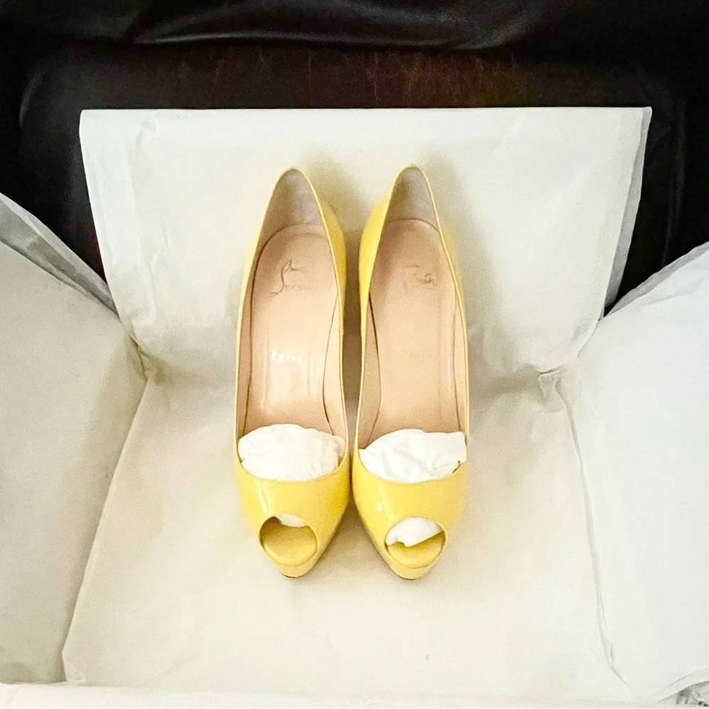 Christian Louboutin ladypeep 140 glossy patent leather yellow peeptoe pumps 38.5